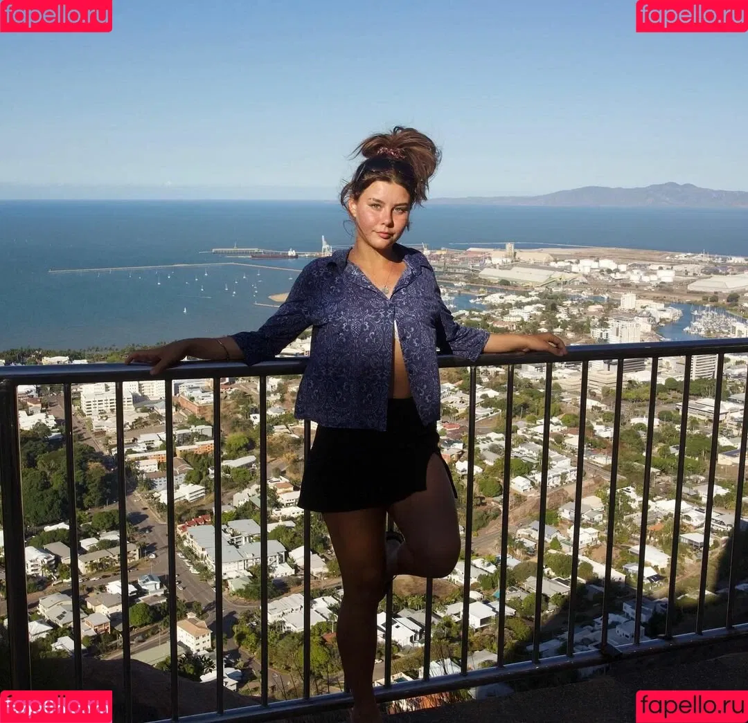 Raaniii Onlyfans Photo Gallery 