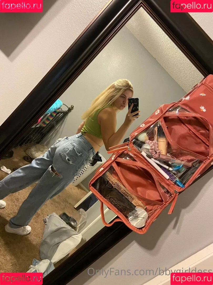 bbygirldess Onlyfans Photo Gallery 
