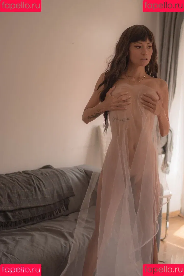 Charry Jin Onlyfans Photo Gallery 