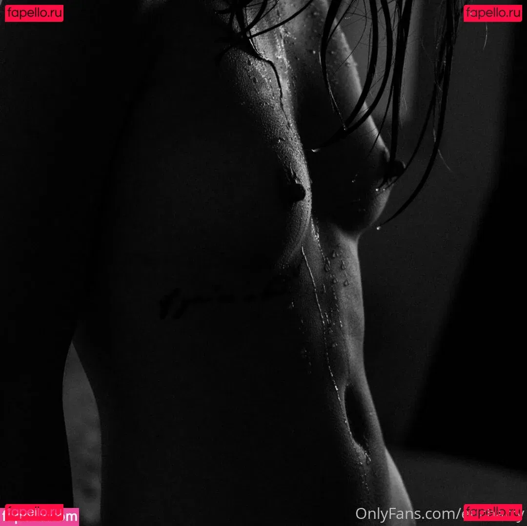 Charry Jin Onlyfans Photo Gallery 