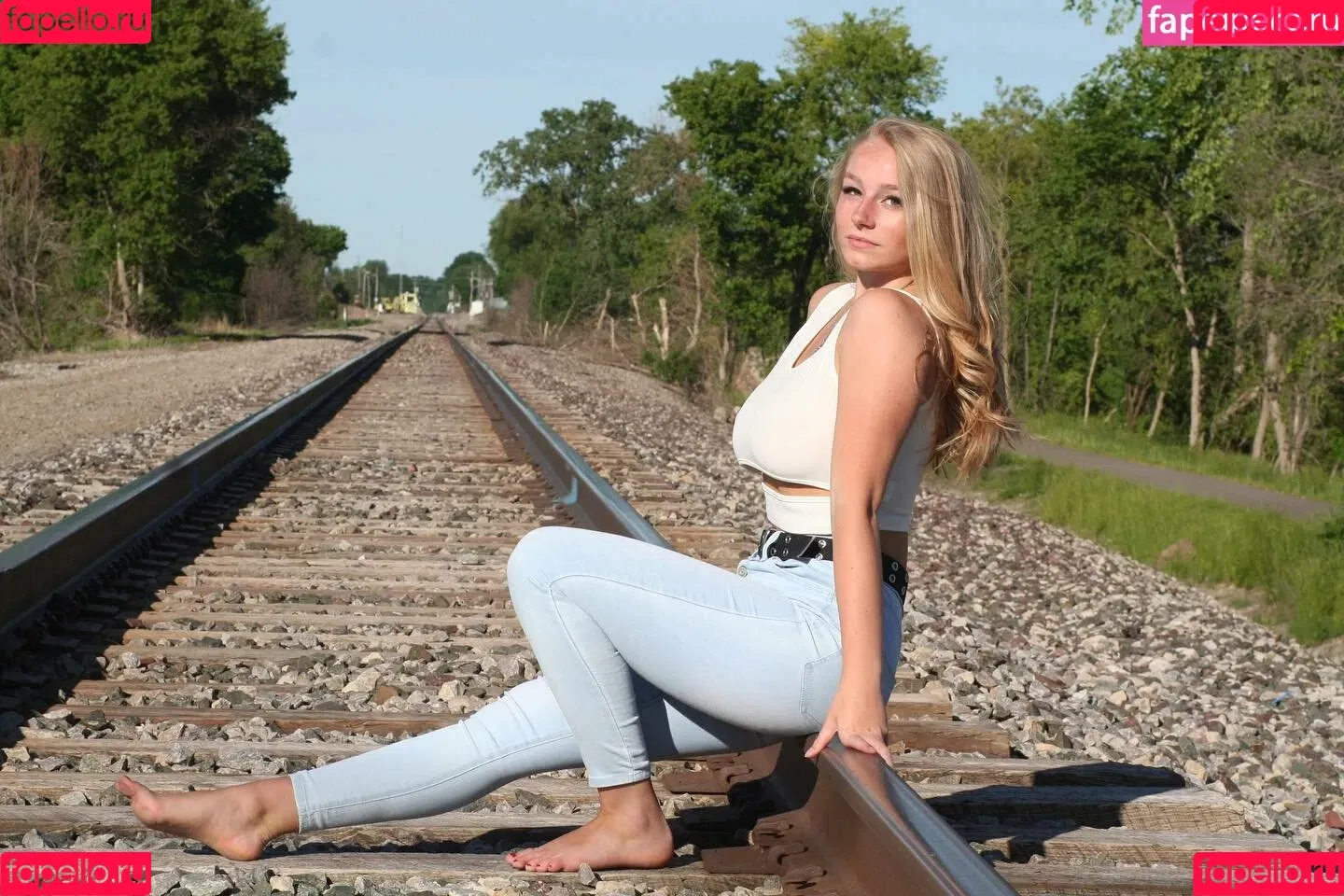Hannah Alyssa Woods Onlyfans Photo Gallery 