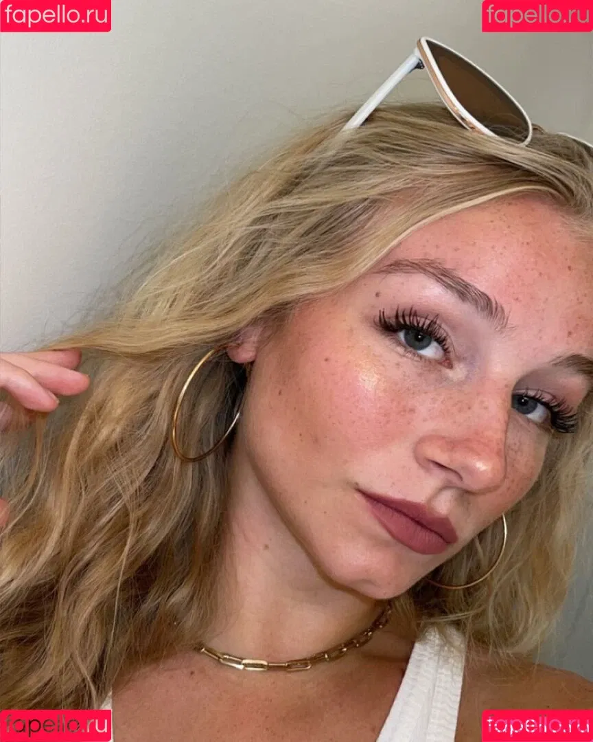 Hannah Alyssa Woods Onlyfans Photo Gallery 
