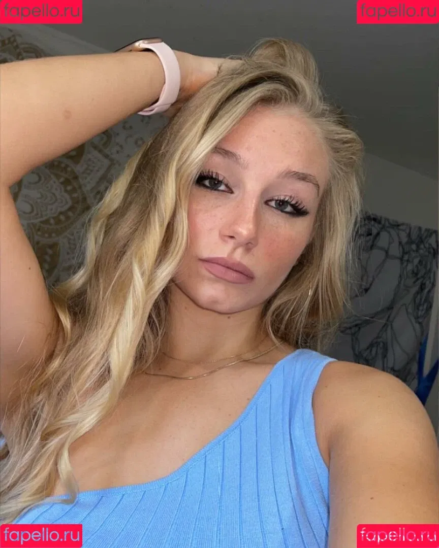 Hannah Alyssa Woods Onlyfans Photo Gallery 