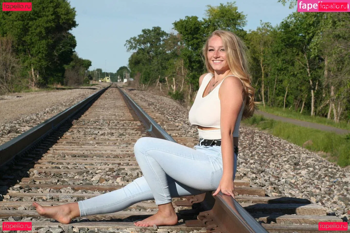 Hannah Alyssa Woods Onlyfans Photo Gallery 