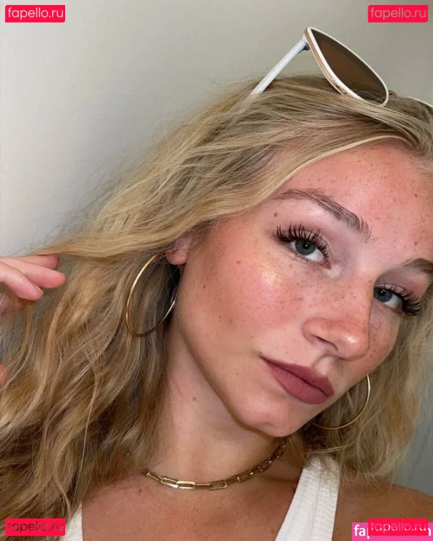 Hannah Alyssa Woods Onlyfans Photo Gallery 