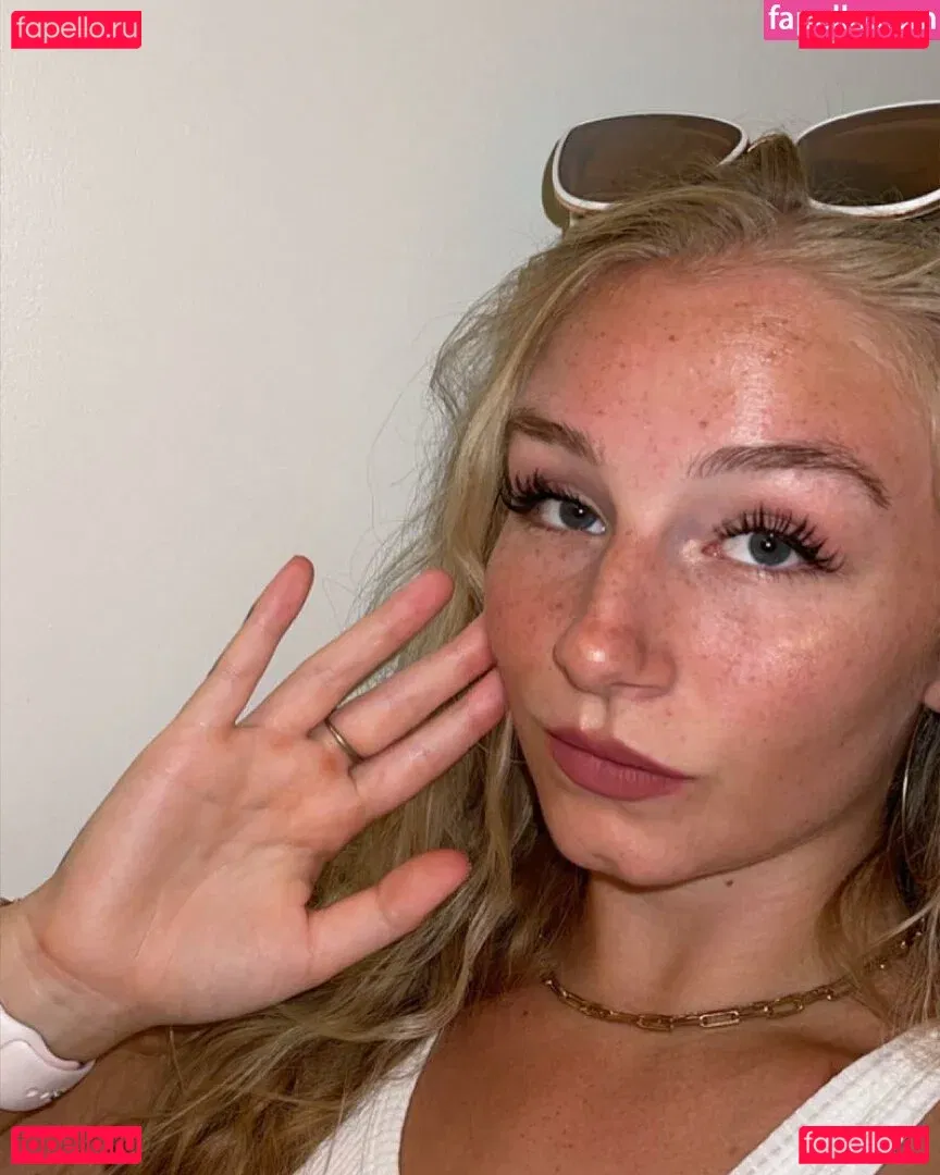 Hannah Alyssa Woods Onlyfans Photo Gallery 