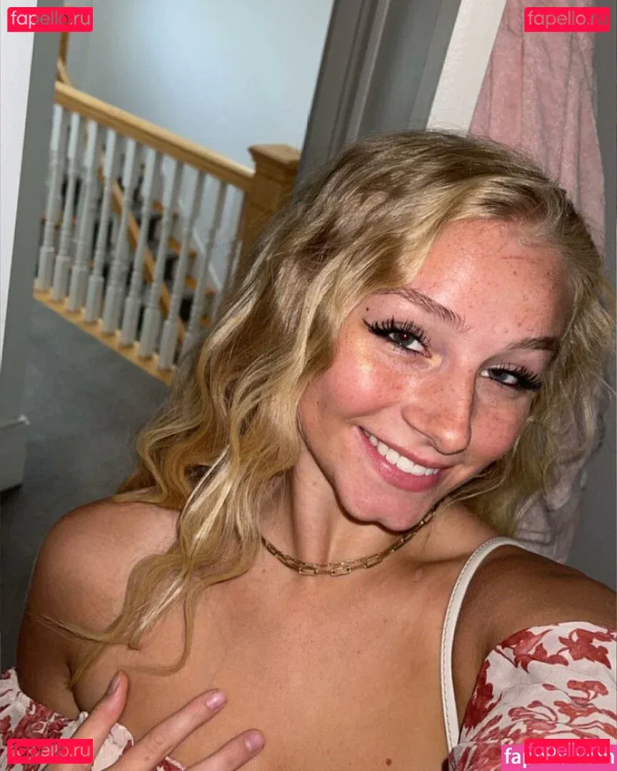 Hannah Alyssa Woods Onlyfans Photo Gallery 