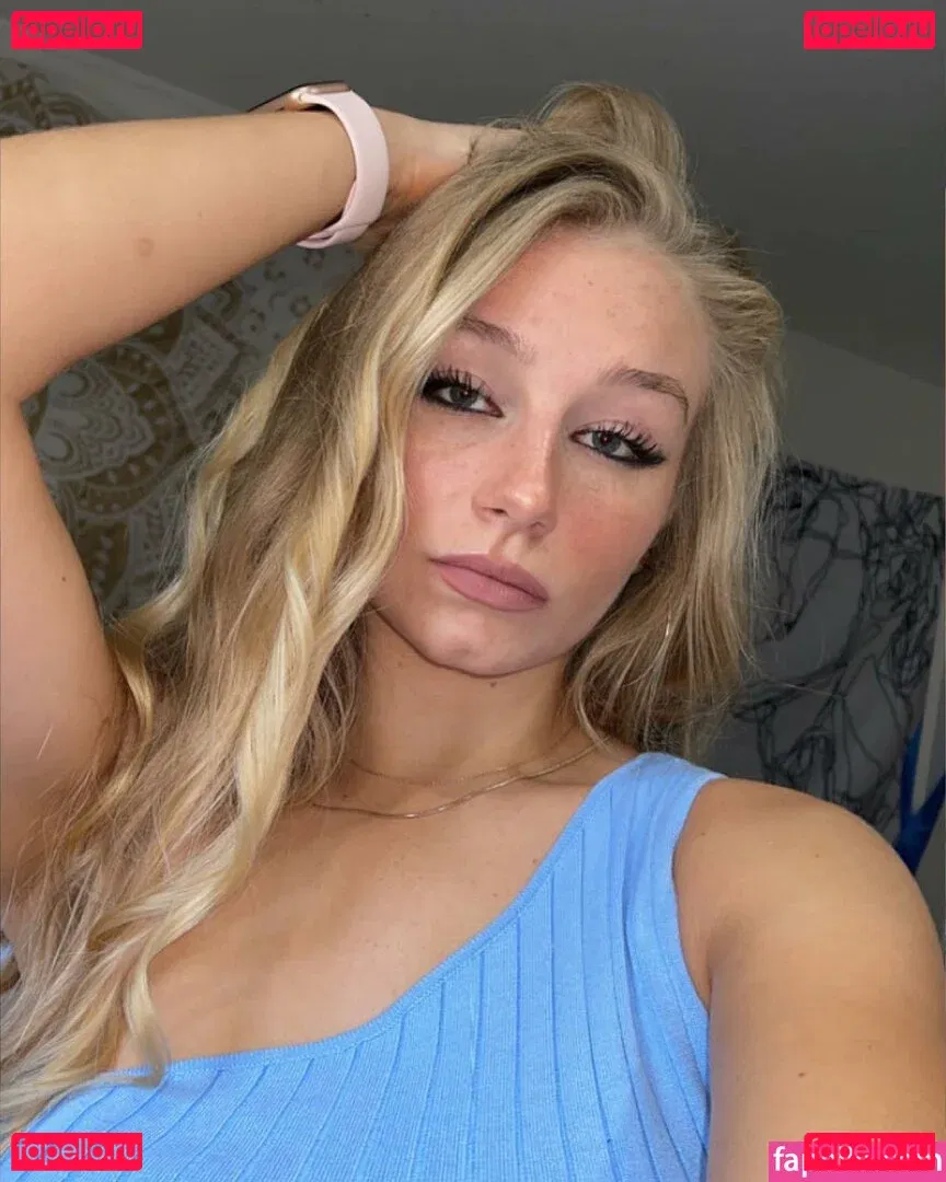 Hannah Alyssa Woods Onlyfans Photo Gallery 