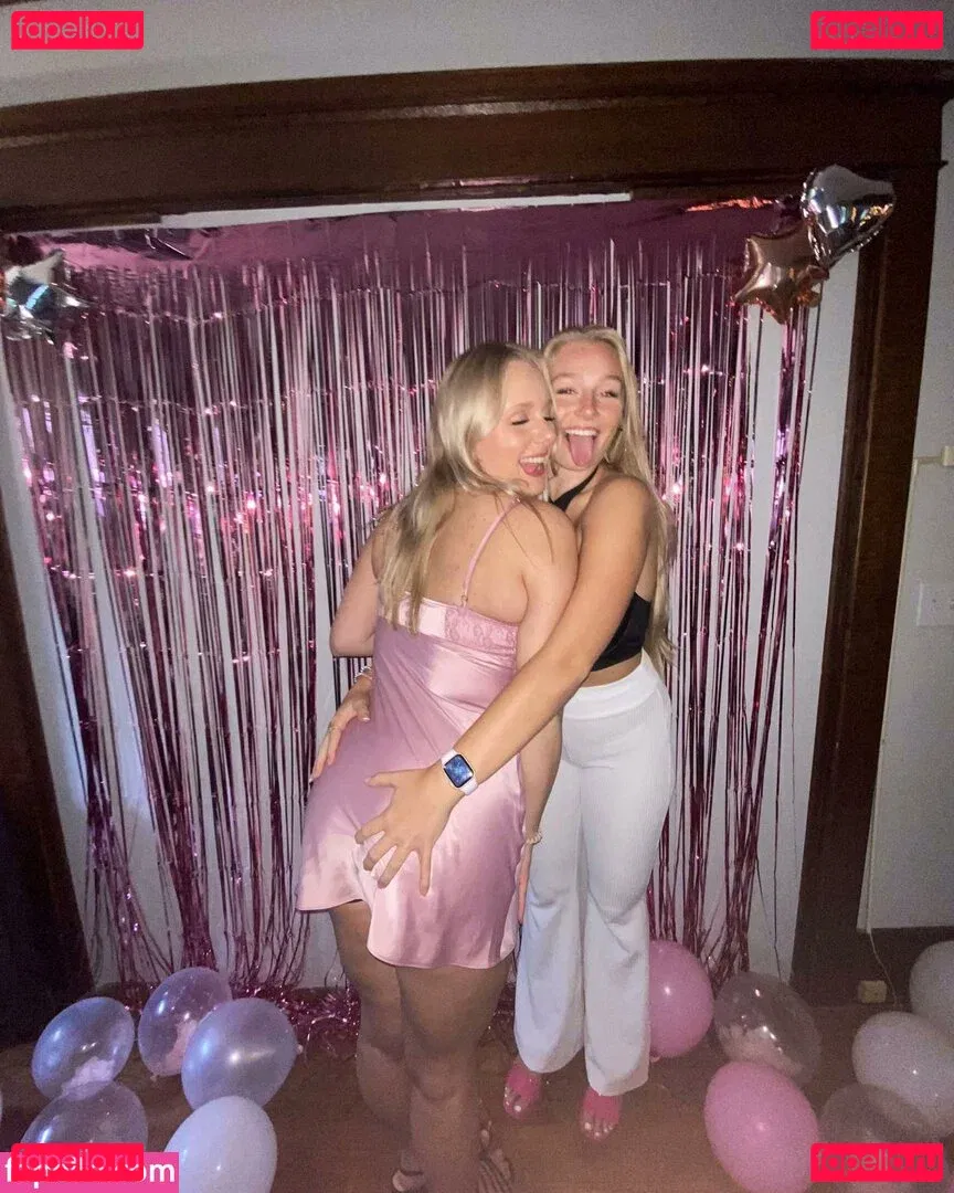 Hannah Alyssa Woods Onlyfans Photo Gallery 