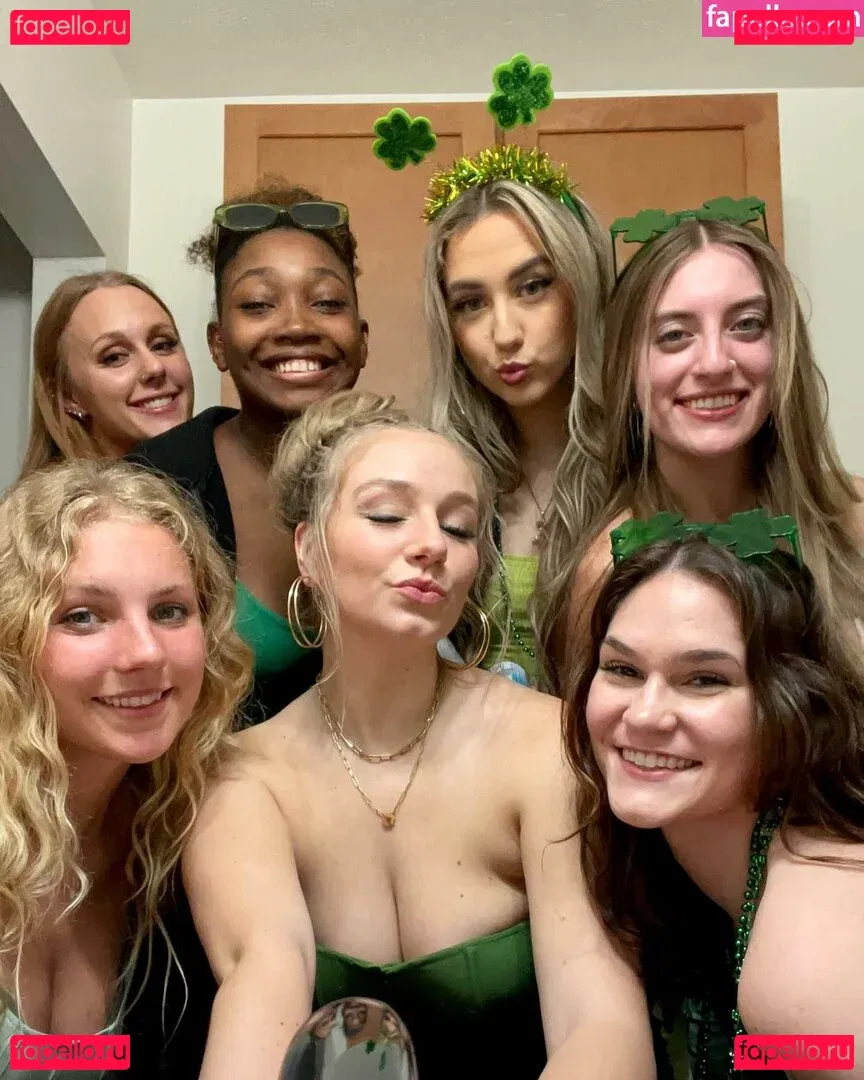 Hannah Alyssa Woods Onlyfans Photo Gallery 