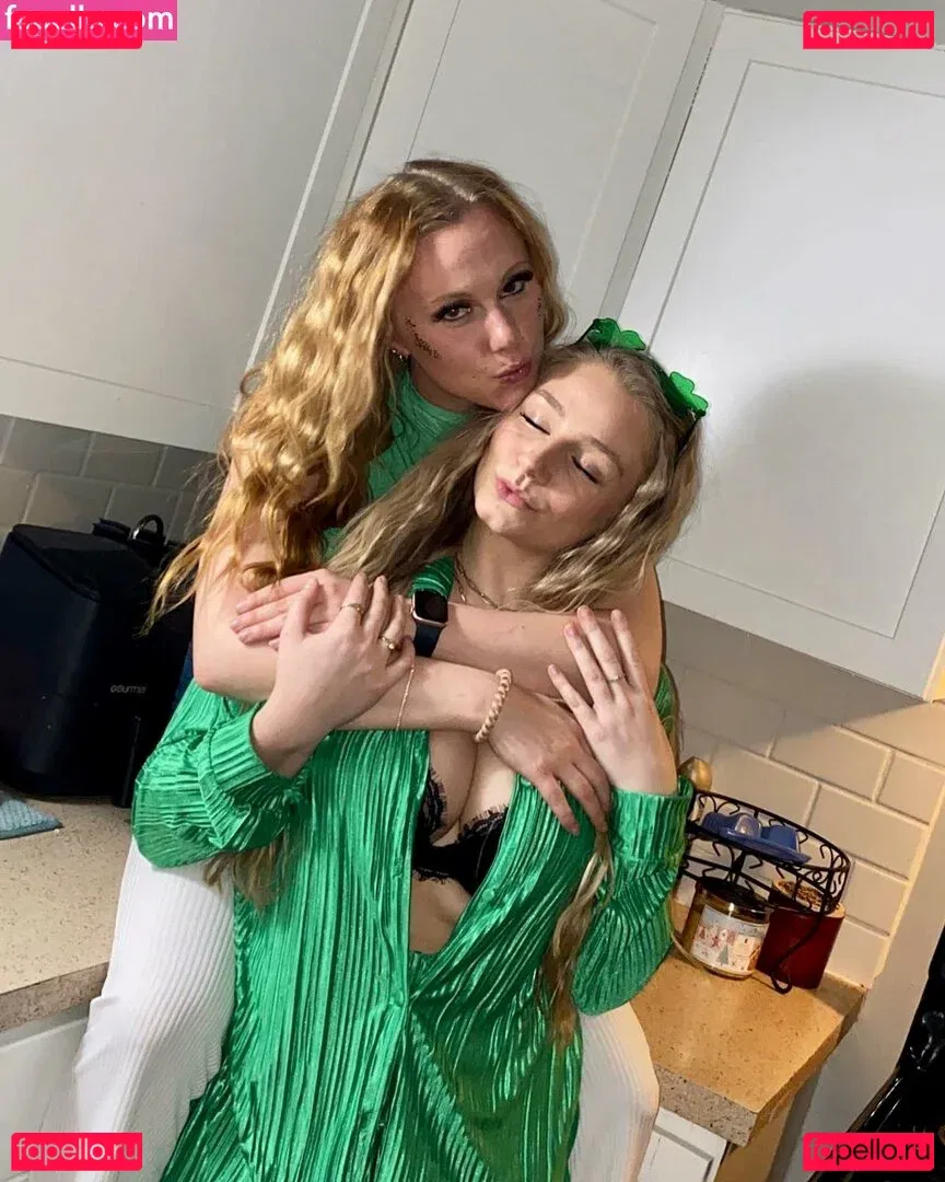 Hannah Alyssa Woods Onlyfans Photo Gallery 