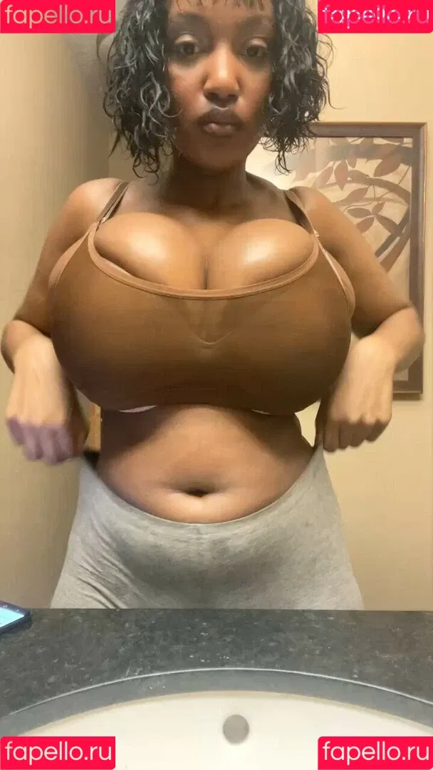 RivJones Onlyfans Photo Gallery 