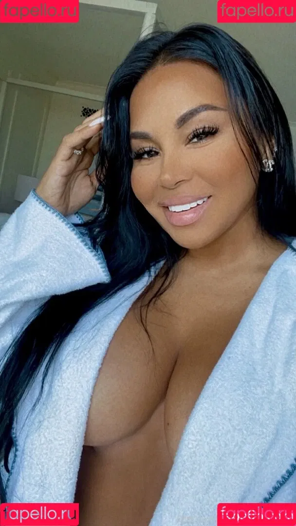 dollycastro Onlyfans Photo Gallery 