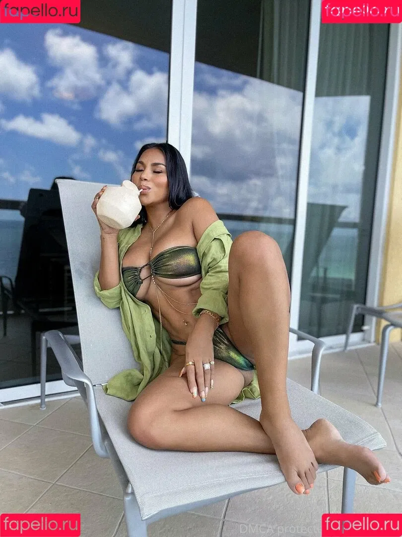 dollycastro Onlyfans Photo Gallery 