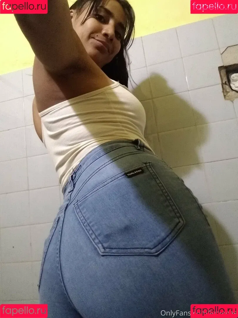 gggloria Onlyfans Photo Gallery 