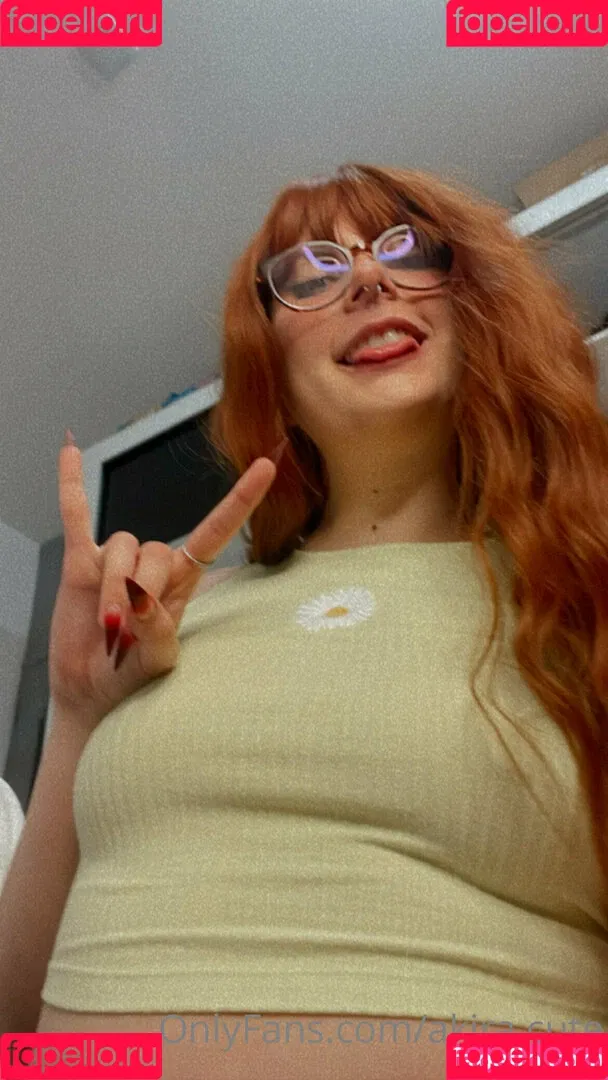 akira.cute Onlyfans Photo Gallery 