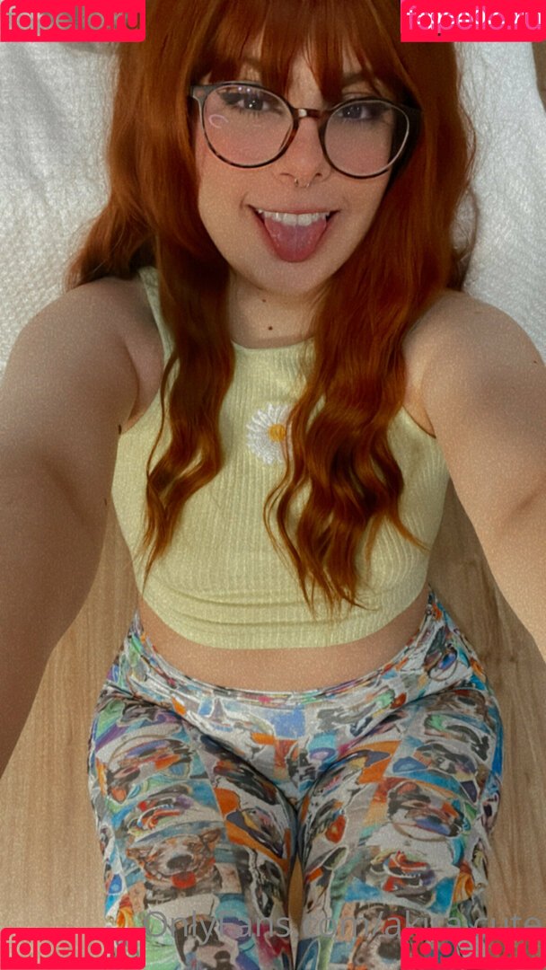 akira.cute Onlyfans Photo Gallery 