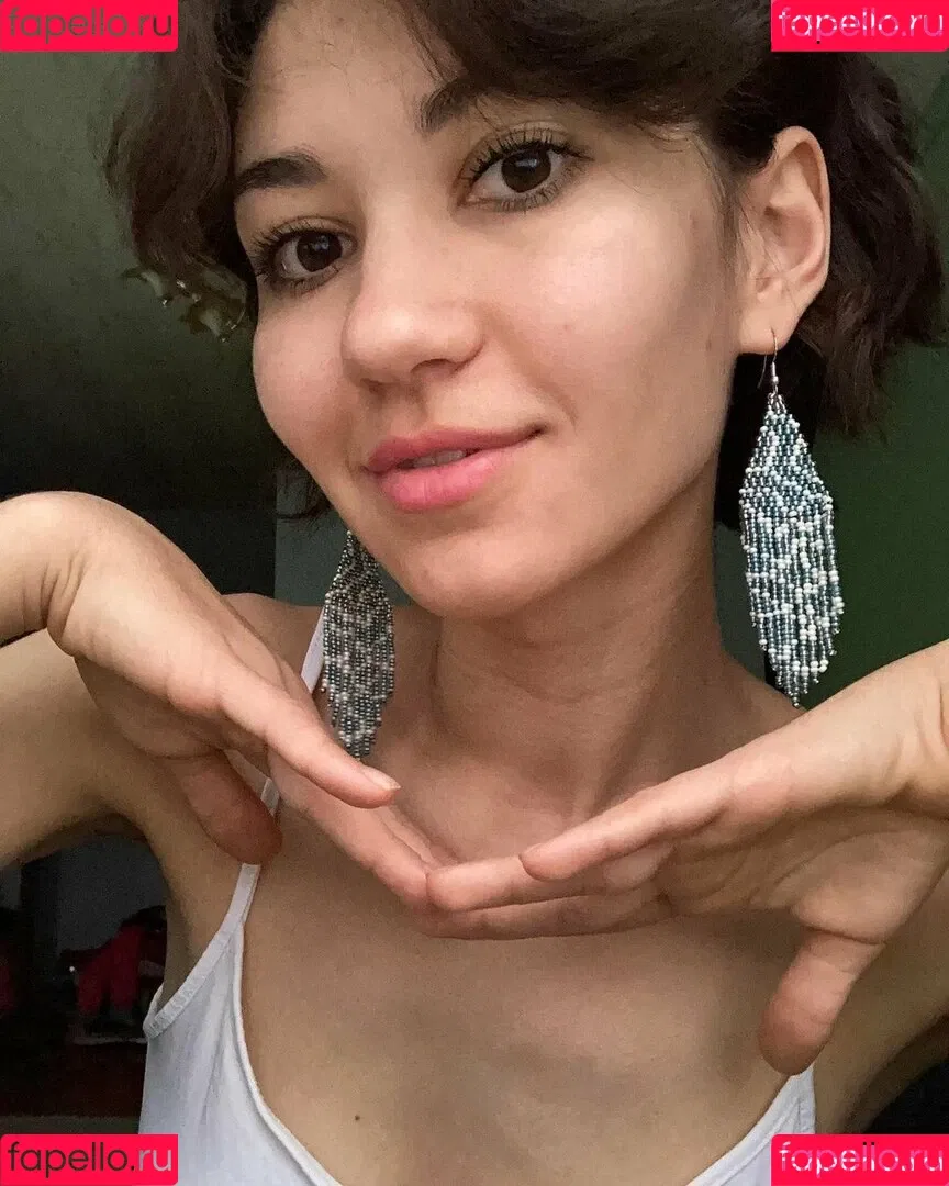 adorable_dina_official Onlyfans Photo Gallery 