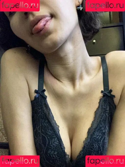 adorable_dina_official Onlyfans Photo Gallery 