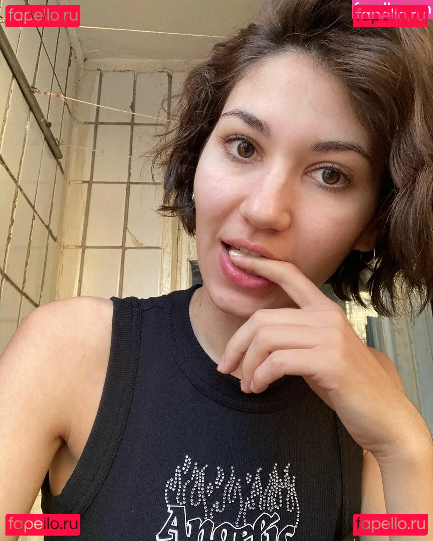 adorable_dina_official Onlyfans Photo Gallery 