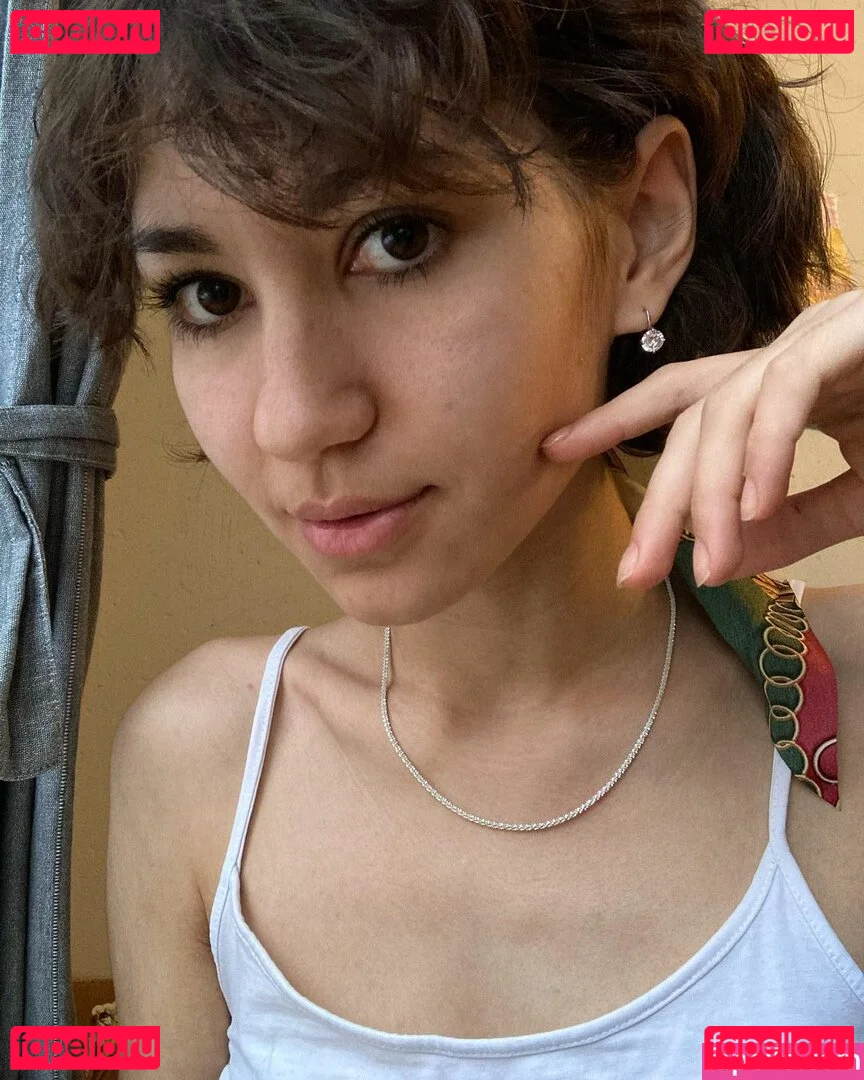 adorable_dina_official Onlyfans Photo Gallery 