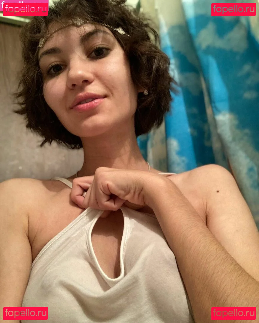 adorable_dina_official Onlyfans Photo Gallery 