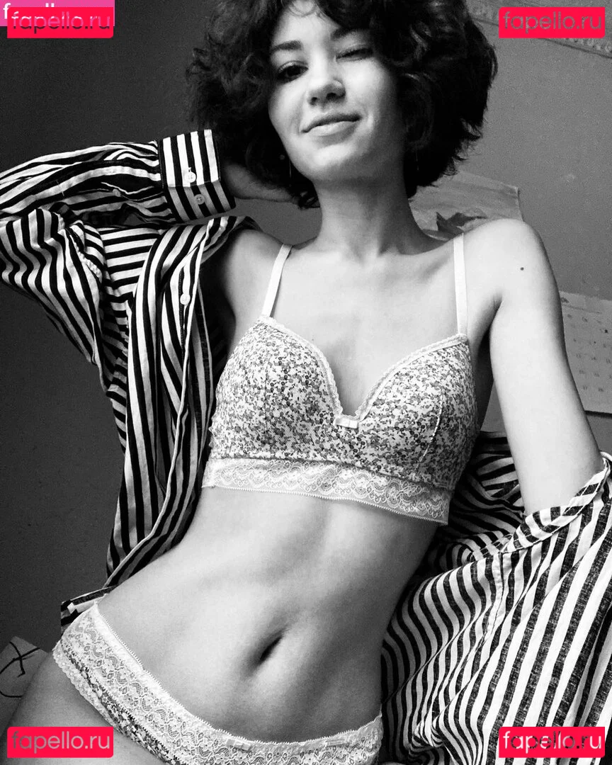 adorable_dina_official Onlyfans Photo Gallery 