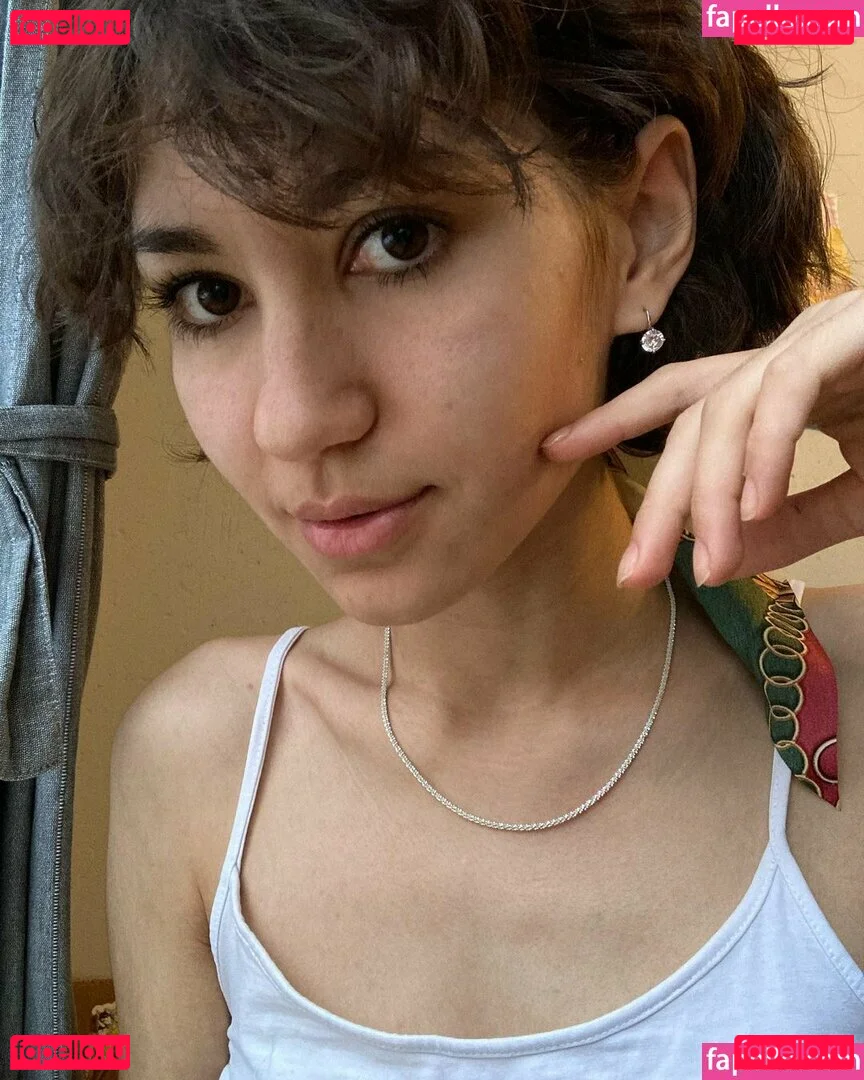 adorable_dina_official Onlyfans Photo Gallery 