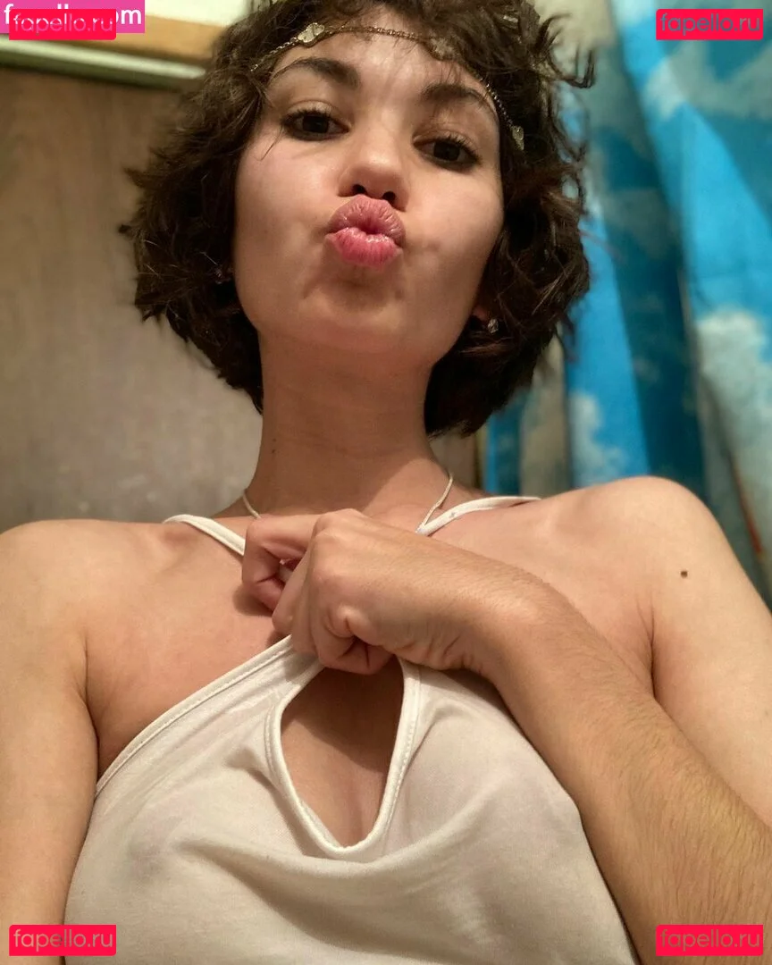 adorable_dina_official Onlyfans Photo Gallery 