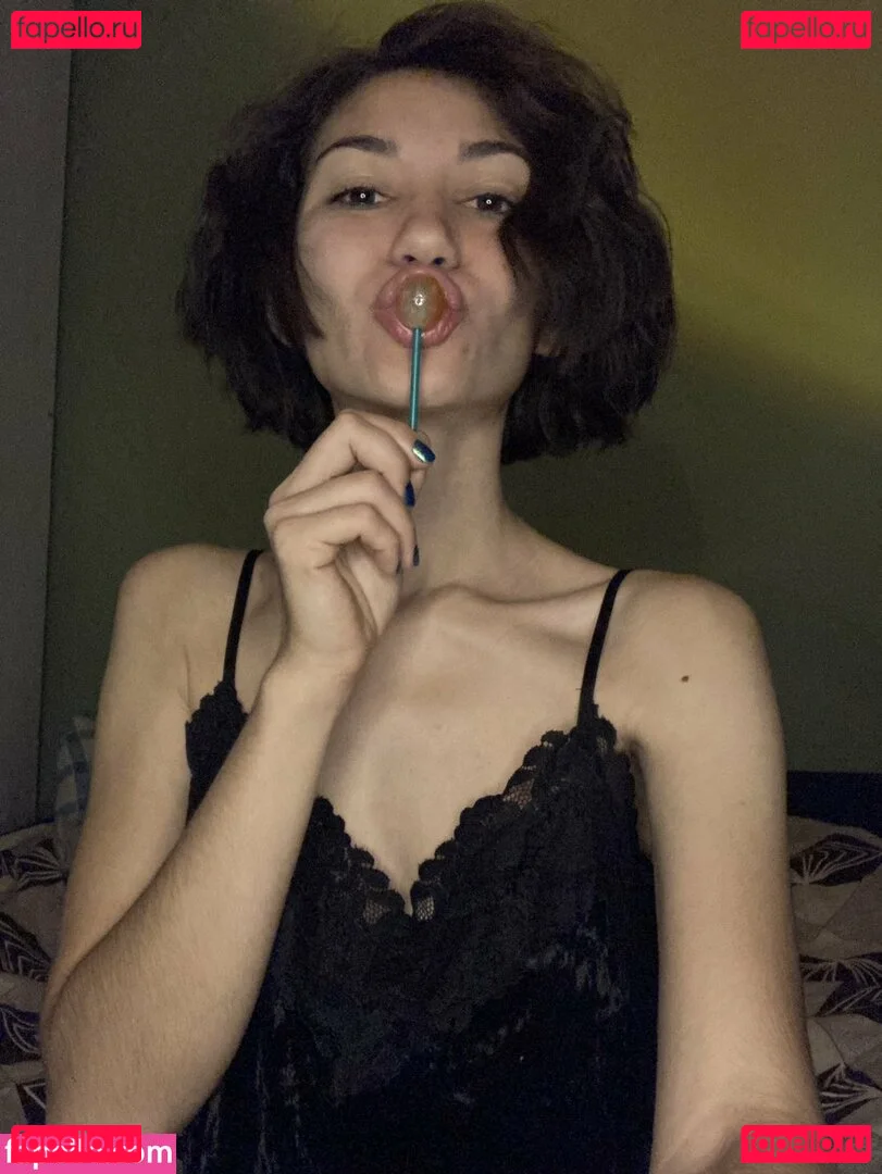 adorable_dina_official Onlyfans Photo Gallery 