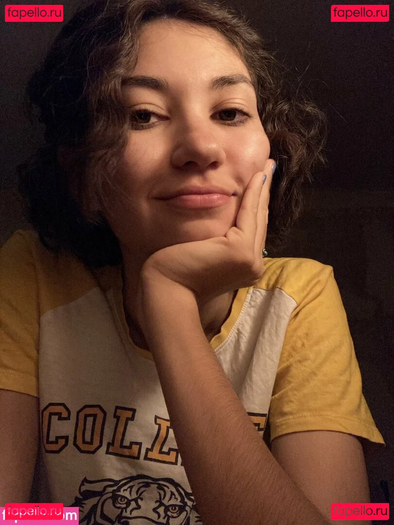 adorable_dina_official Onlyfans Photo Gallery 