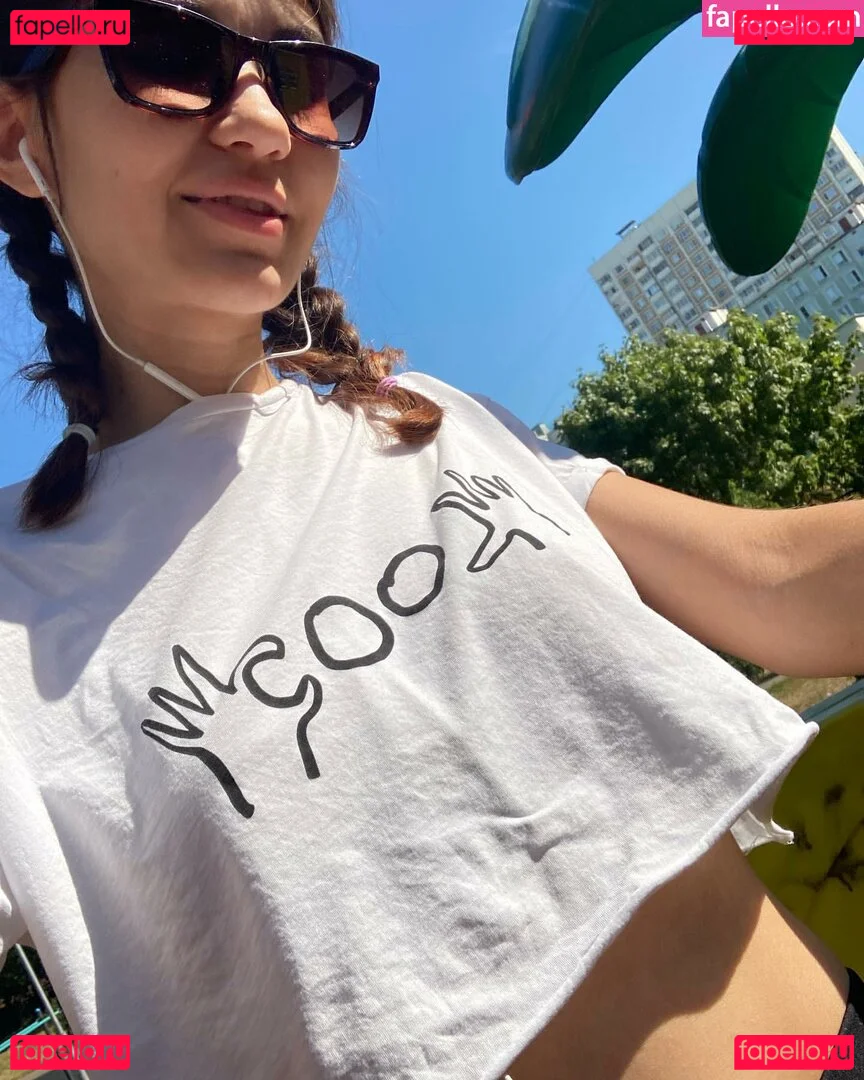 adorable_dina_official Onlyfans Photo Gallery 