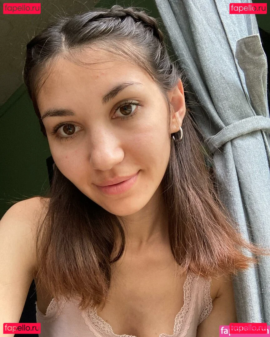 adorable_dina_official Onlyfans Photo Gallery 