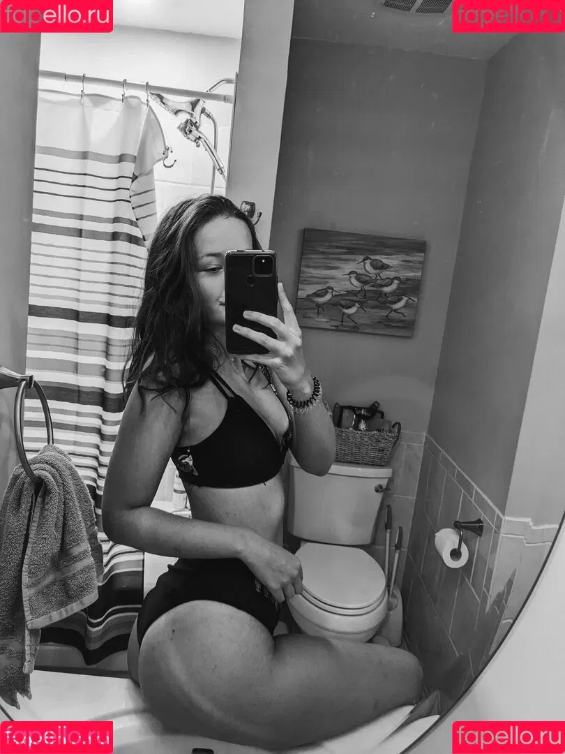 xx.hhhhunny Onlyfans Photo Gallery 