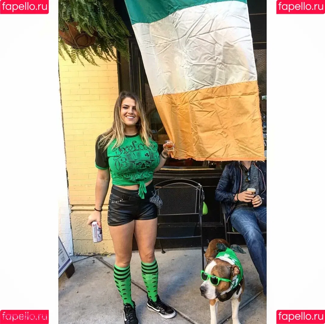 Chelsea Hammill Onlyfans Photo Gallery 