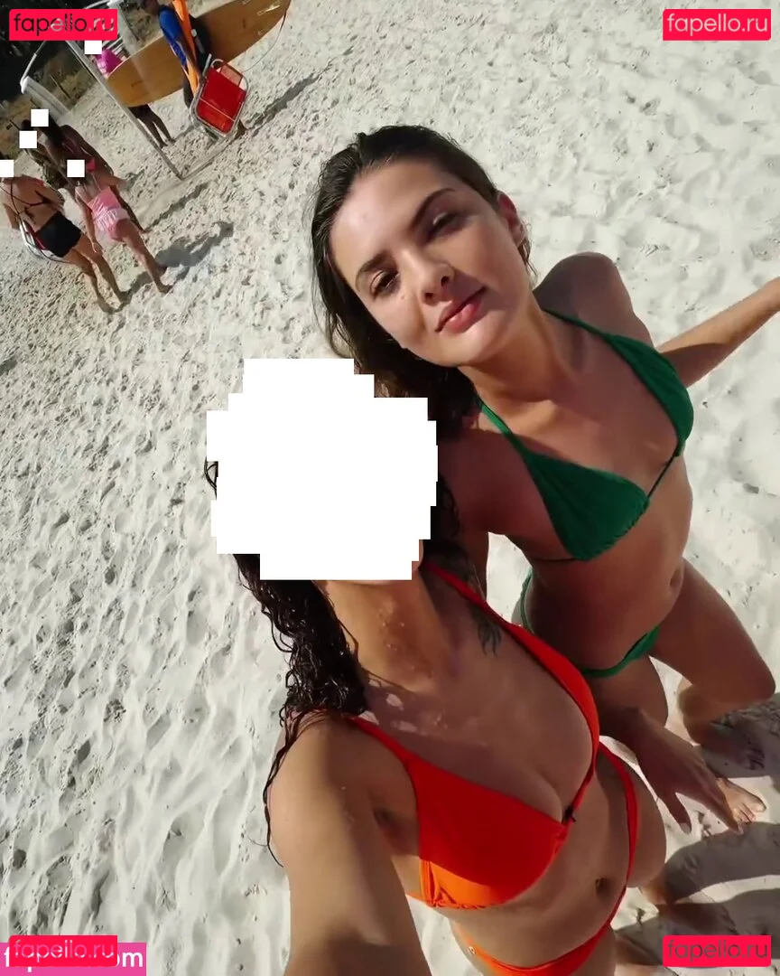 Livia Inhudes Onlyfans Photo Gallery 