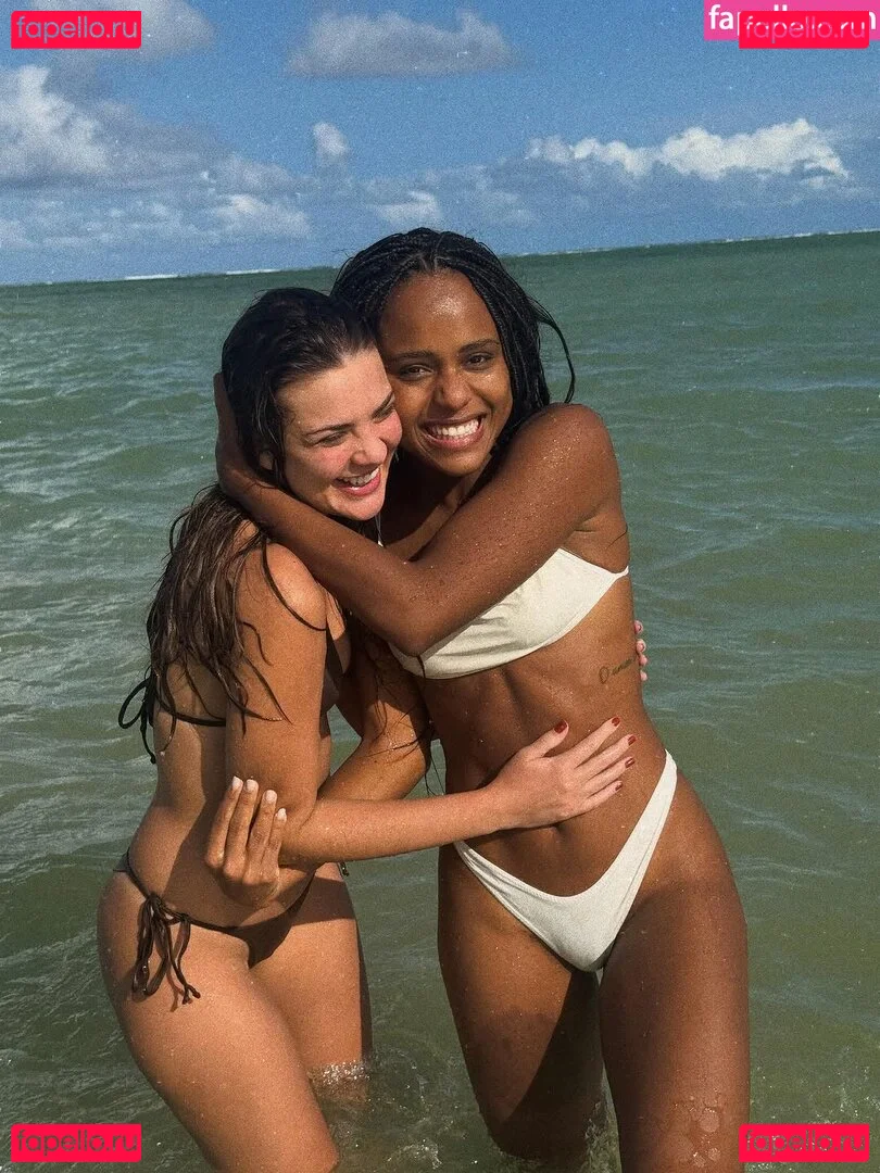 Livia Inhudes Onlyfans Photo Gallery 