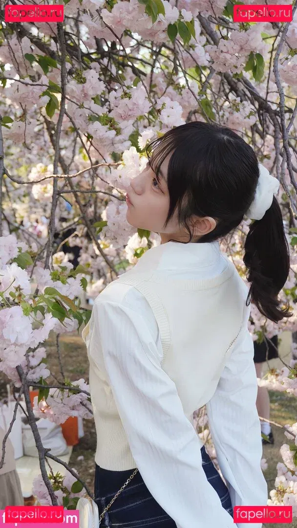 Kikuchi Hina Onlyfans Photo Gallery 