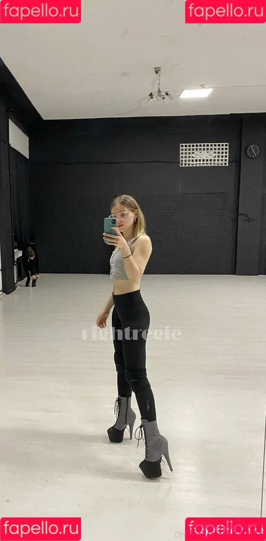 rightregie Onlyfans Photo Gallery 