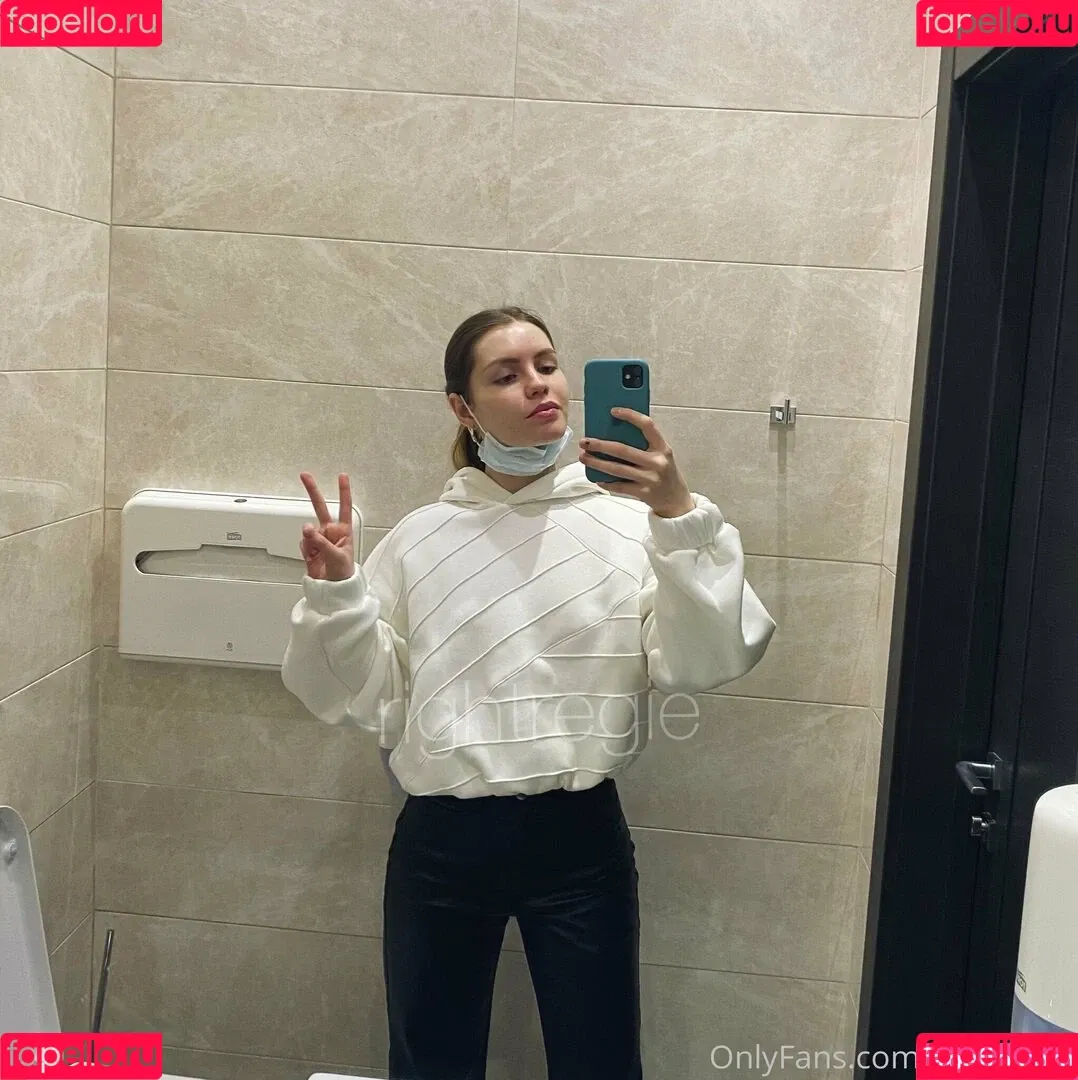 rightregie Onlyfans Photo Gallery 