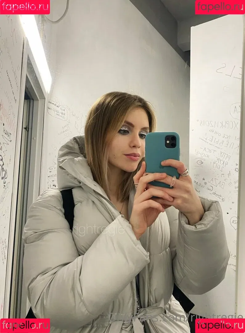 rightregie Onlyfans Photo Gallery 