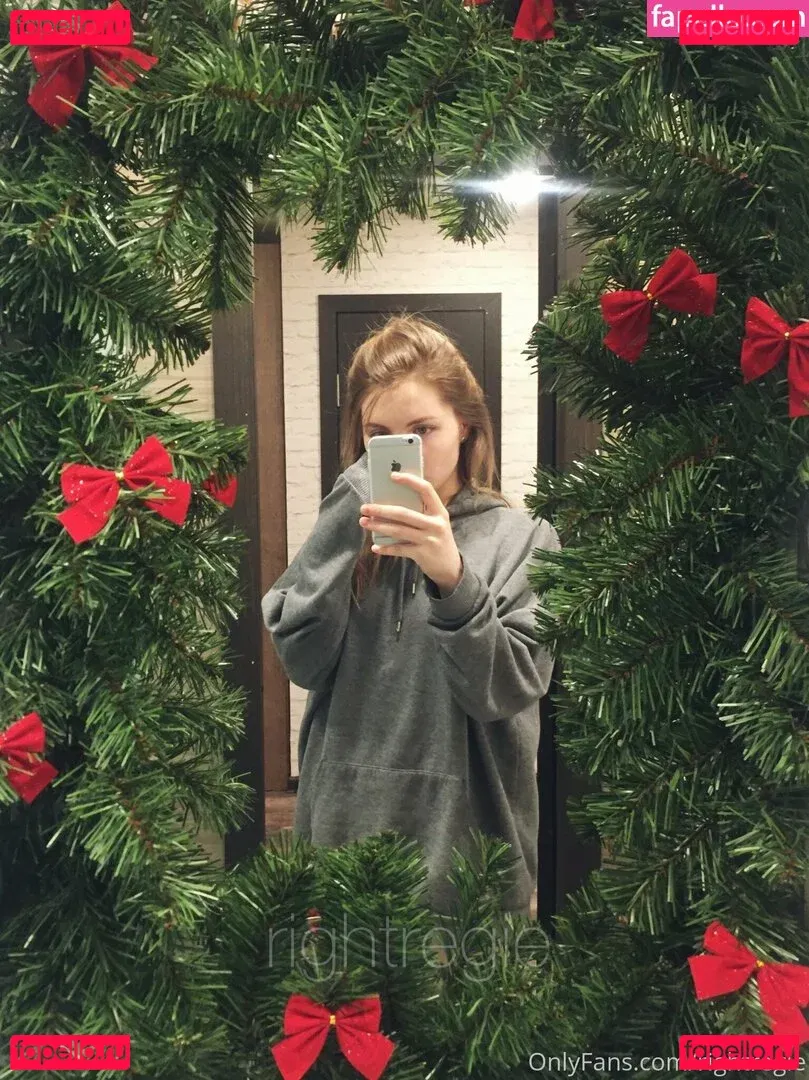 rightregie Onlyfans Photo Gallery 