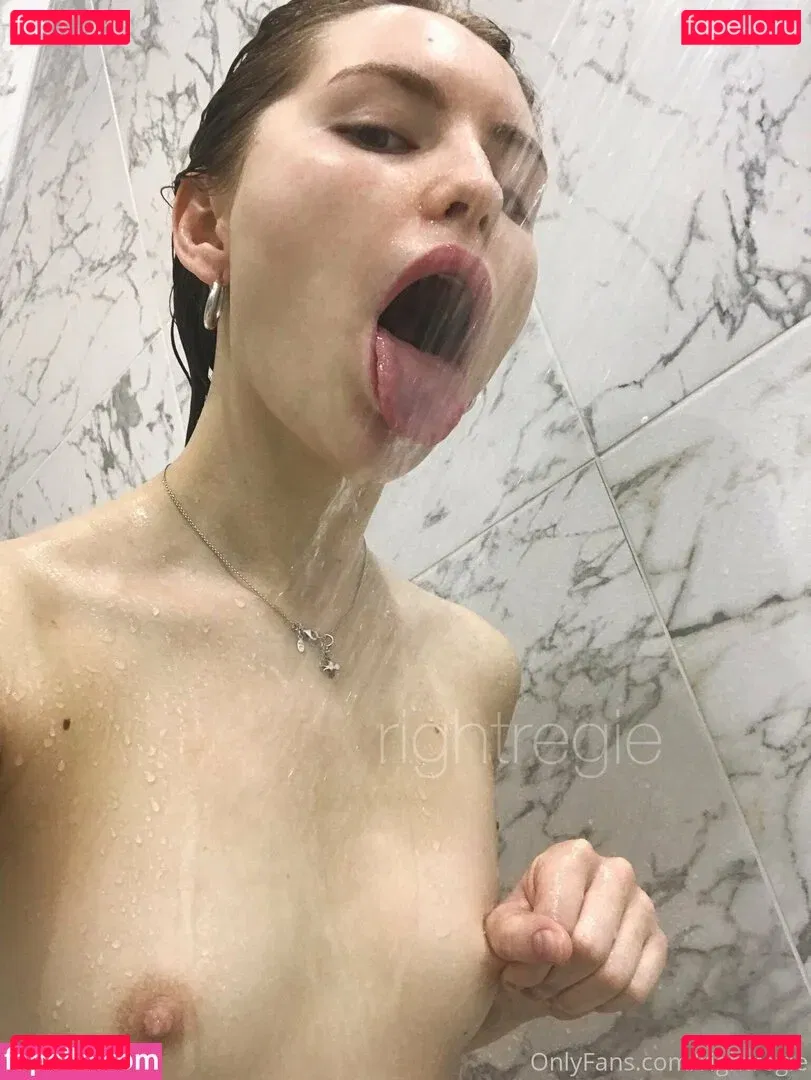 rightregie Onlyfans Photo Gallery 