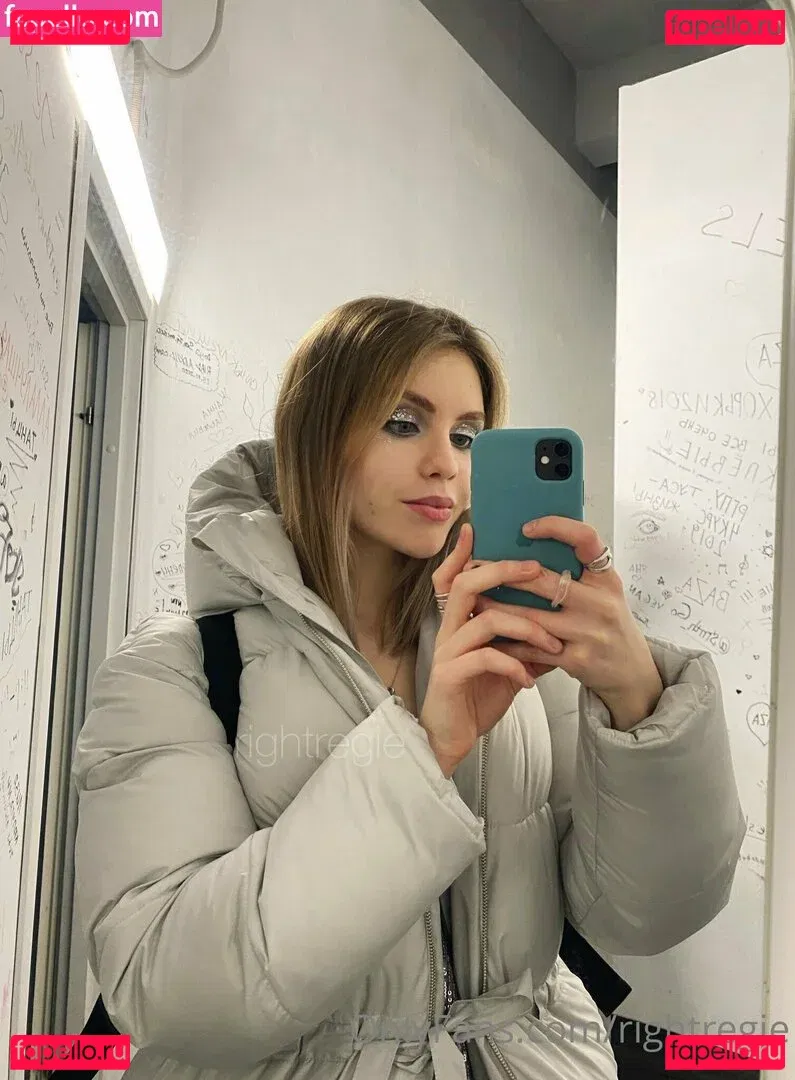 rightregie Onlyfans Photo Gallery 