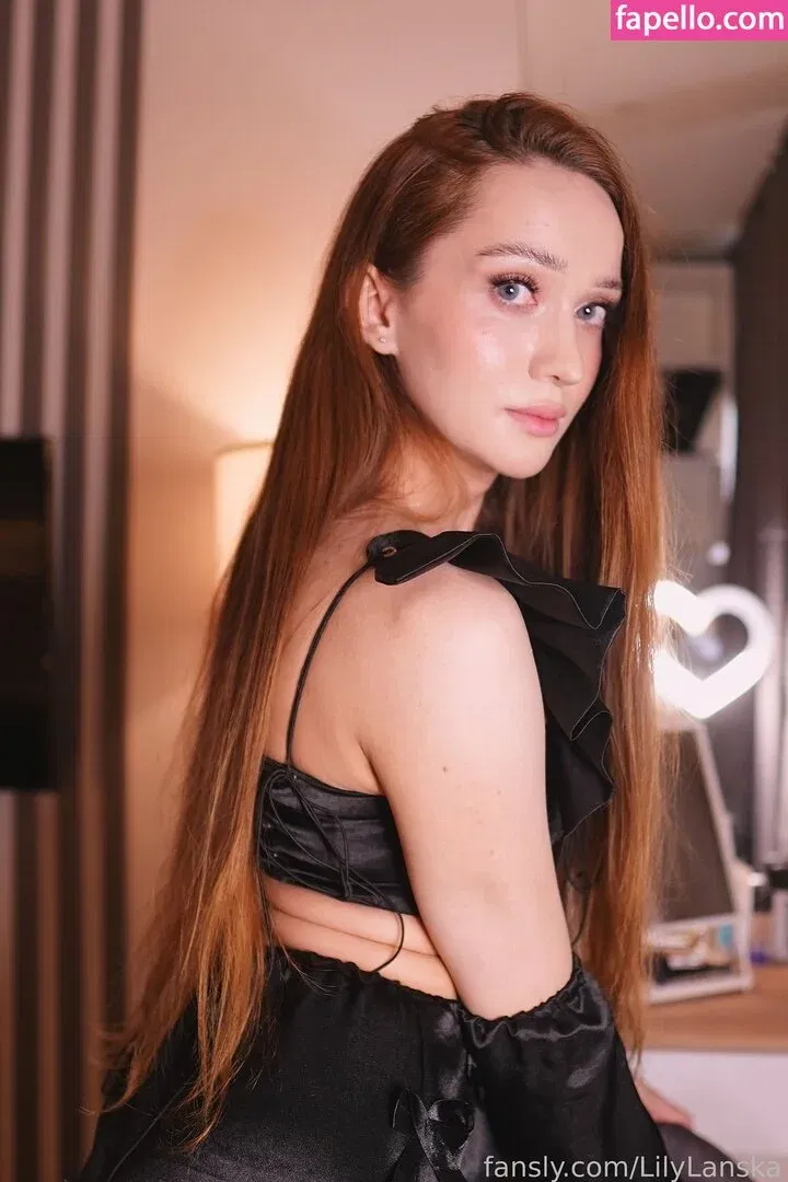 LilyMisa Onlyfans Photo Gallery 