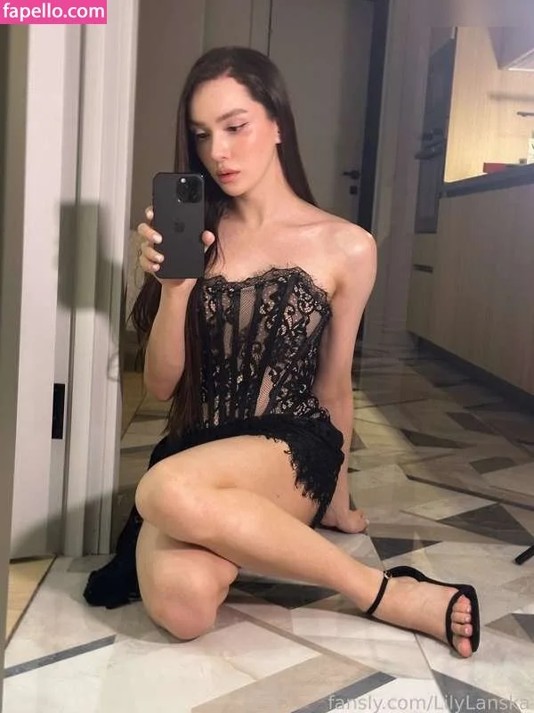 LilyMisa Onlyfans Photo Gallery 