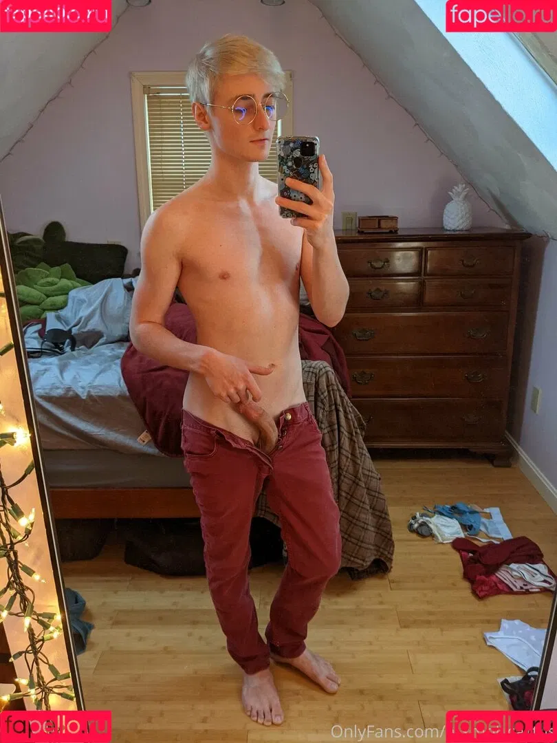 asmolcactus Onlyfans Photo Gallery 