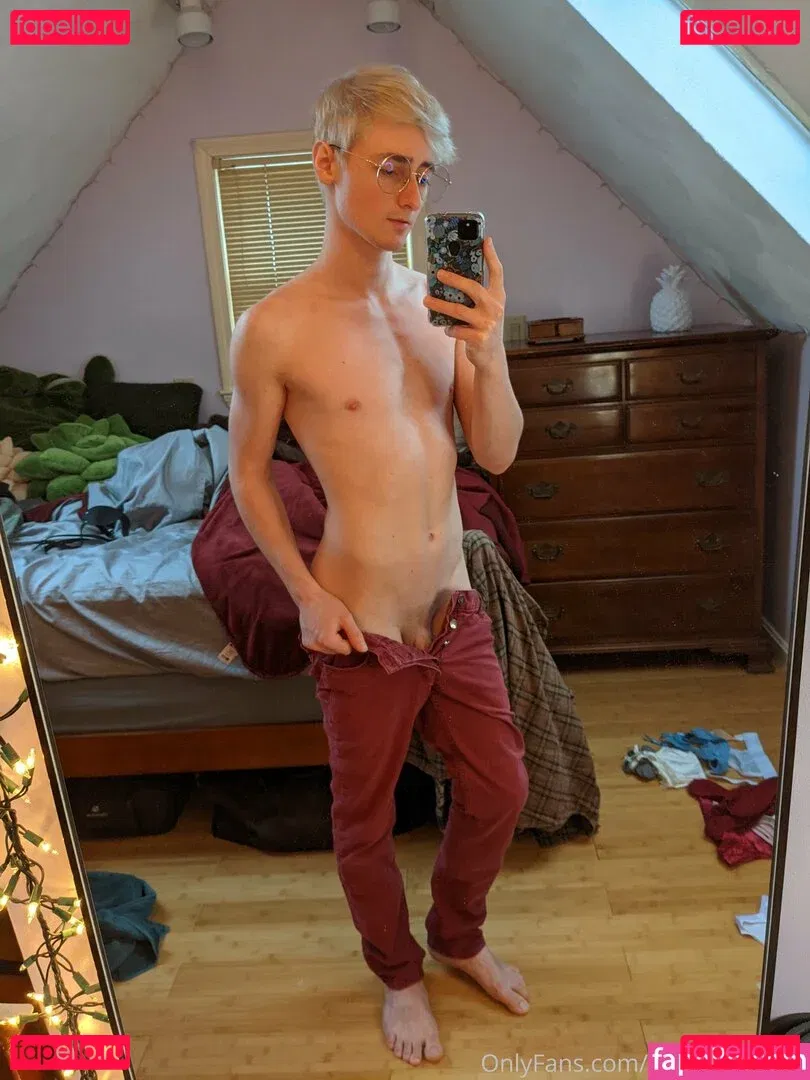 asmolcactus Onlyfans Photo Gallery 
