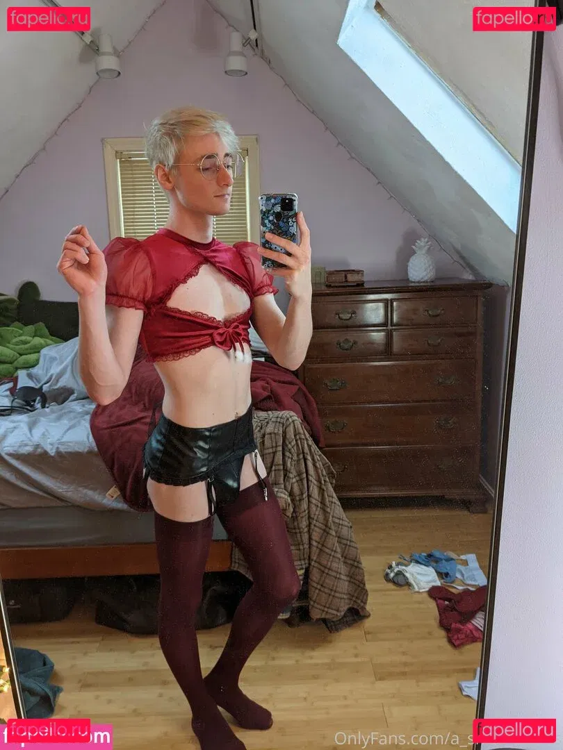 asmolcactus Onlyfans Photo Gallery 