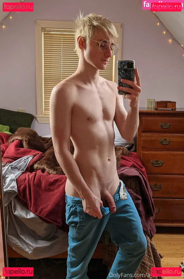 asmolcactus Onlyfans Photo Gallery 